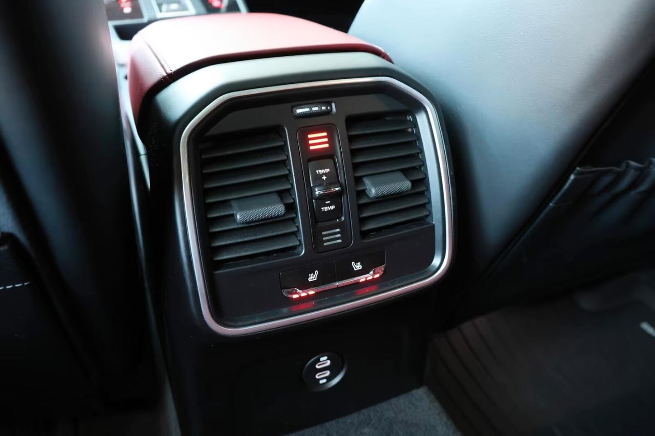 Porsche Macan 2.0 T TELECAMERA 360 TETTO LED BOSE