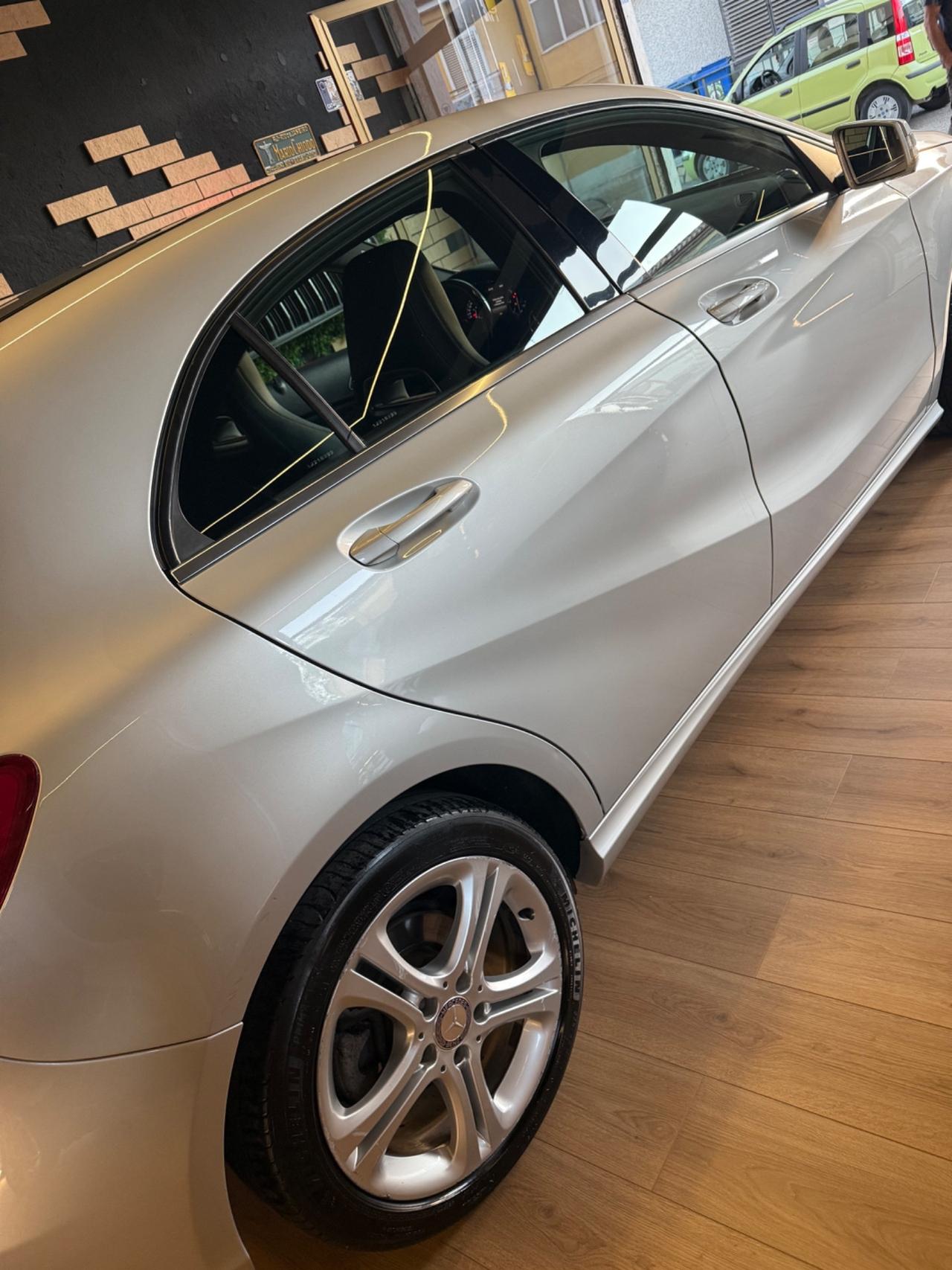 Mercedes-benz A 180 CDI Premium