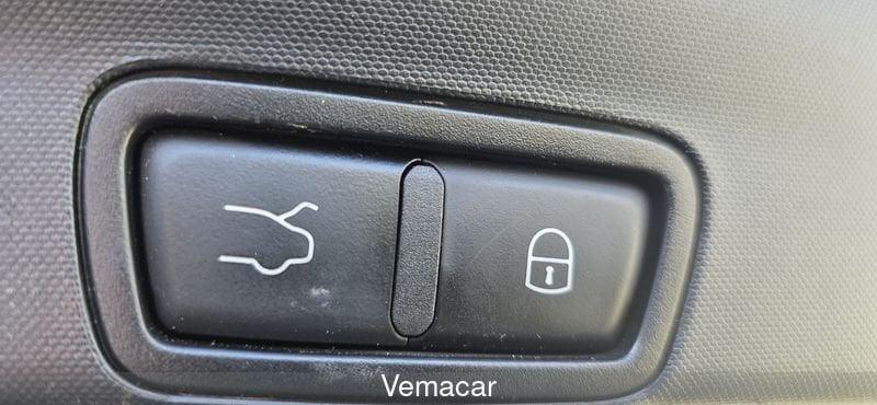 Alfa Romeo Stelvio 2.2 TDS 210CV Veloce AT8 Q4 con blocco differenziale