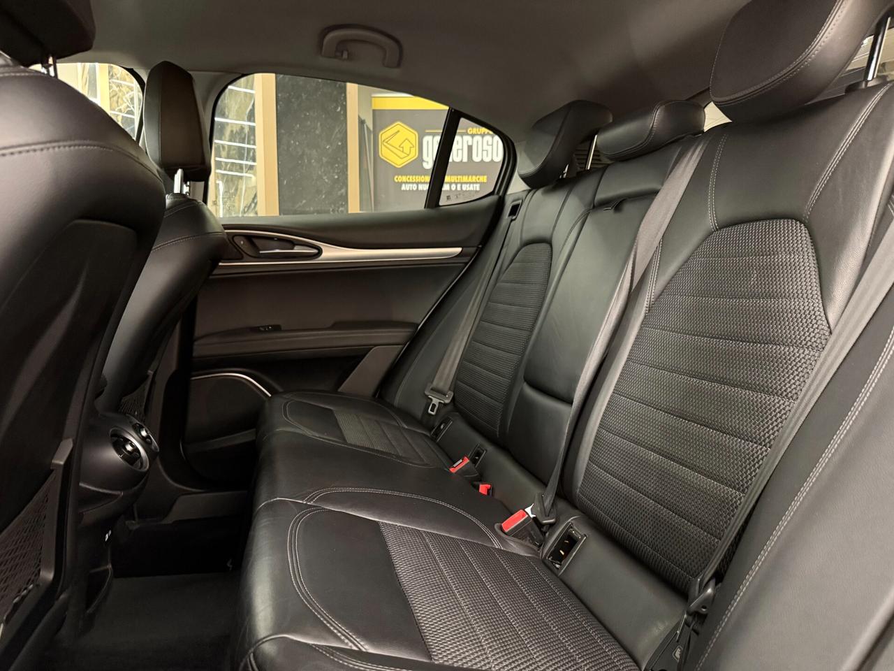 Alfa Romeo Stelvio 2.2 Turbodiesel 210 CV AT8 Q4 Super