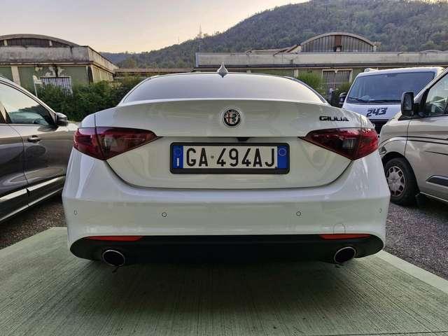 Alfa Romeo Giulia 2.0 T AT8 Sport Solo 27000 Km Pari al Nuovo!!!!