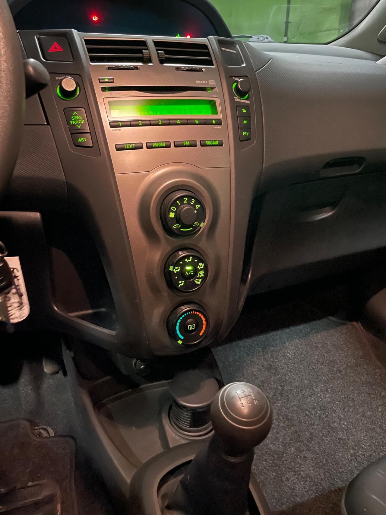 Toyota Yaris 1.0 Neopatentati Euro 5