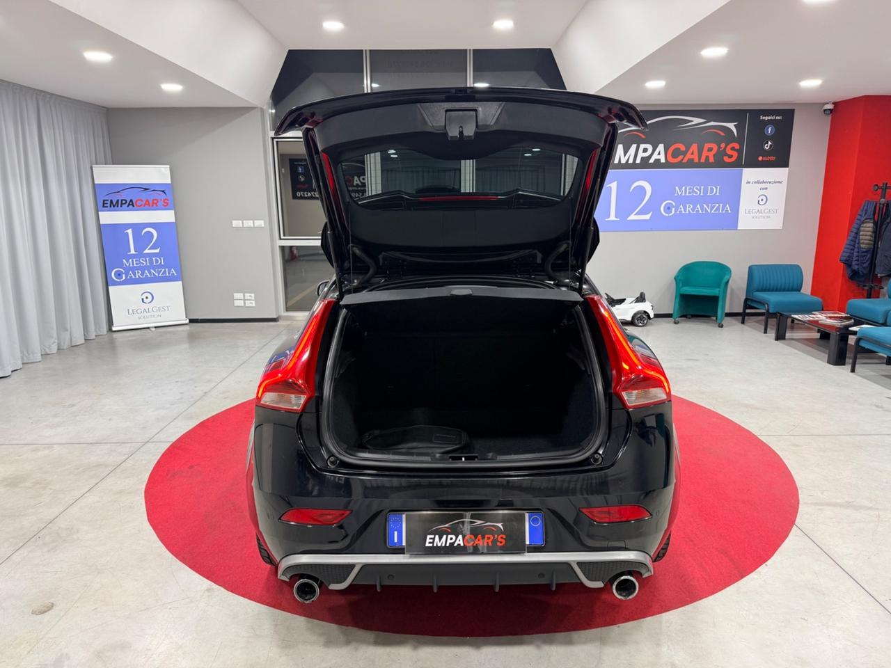 Volvo V40 D3 R-design