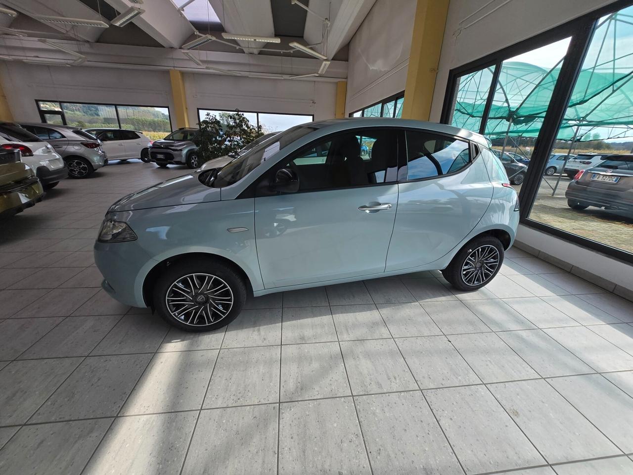 Lancia Ypsilon 1.0 FireFly 5 porte S&S Hybrid