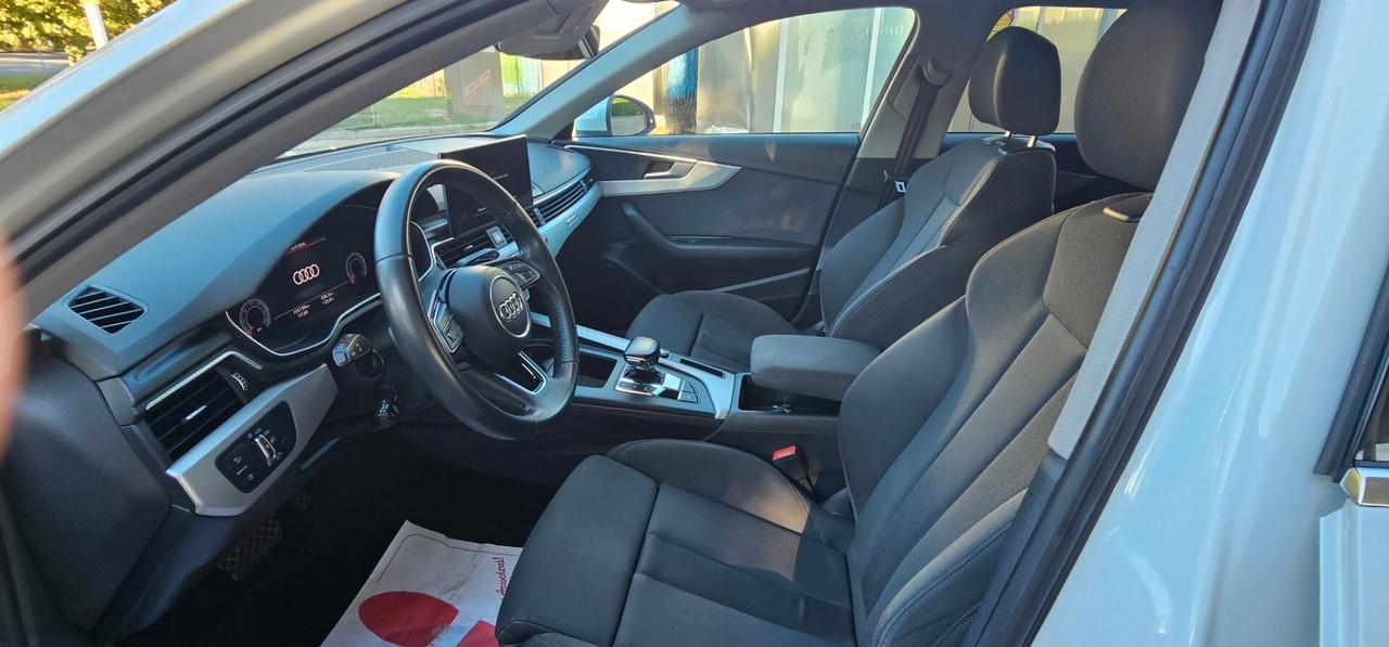 Audi A4 Avant 40 TDI quattro S tronic S Line