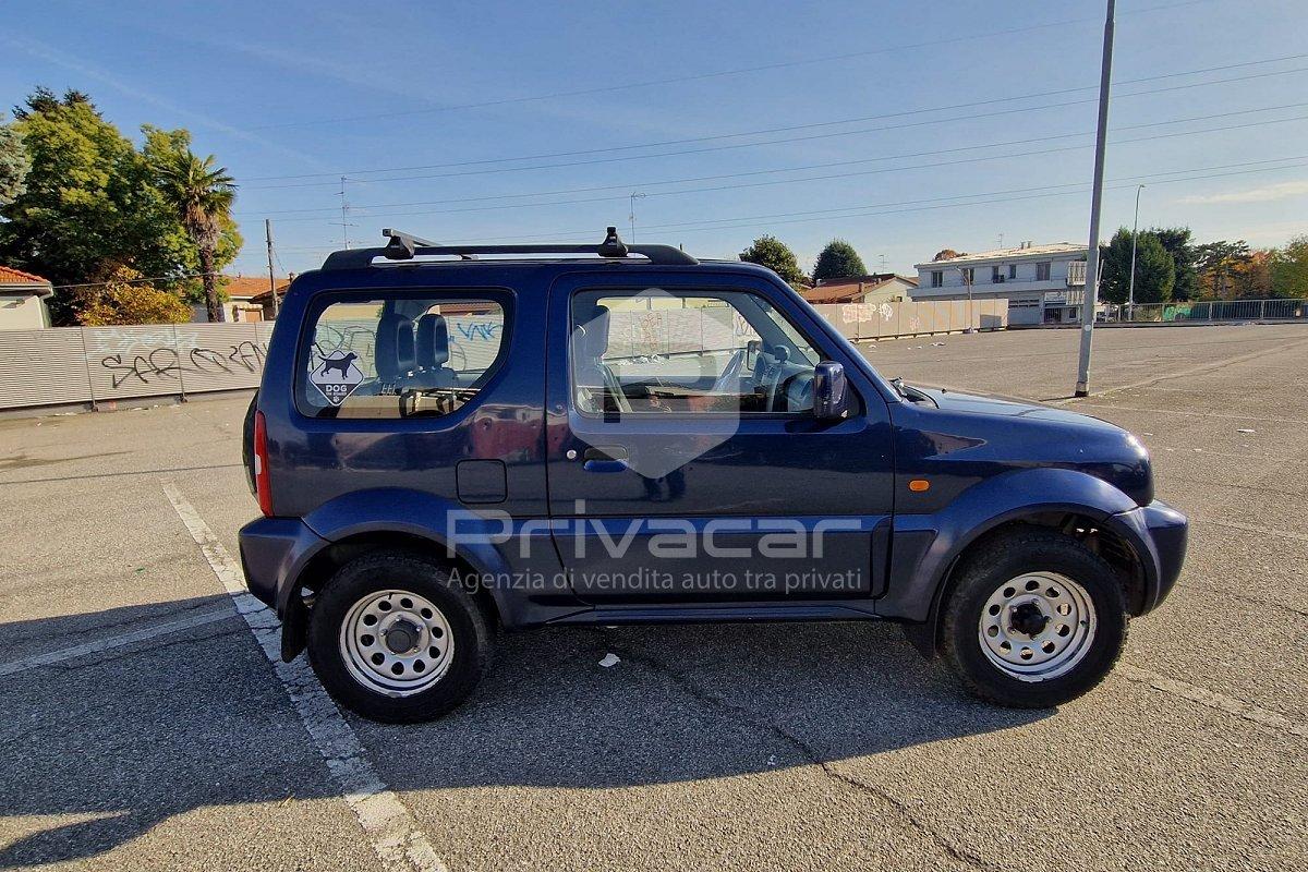 SUZUKI Jimny 1.3i 16V cat 4WD JLX