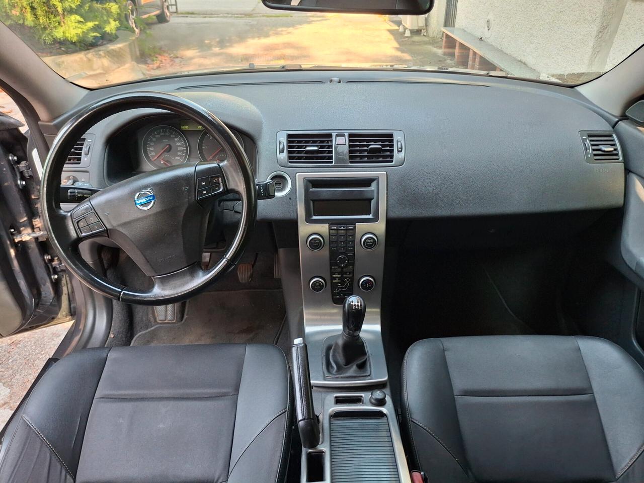 Volvo S40 2.0 D cat Summum