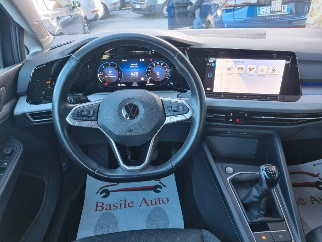 Volkswagen Golf VIII Variant 2.0 tdi Life 115cv
