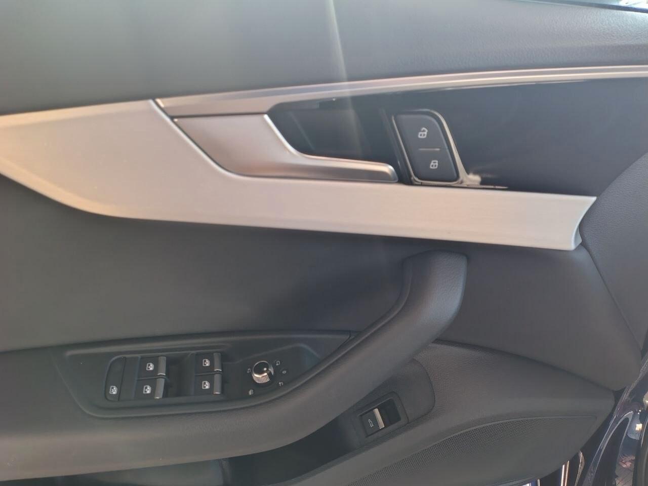 Audi A4 Avant 40 TDI quattro S tronic line edition