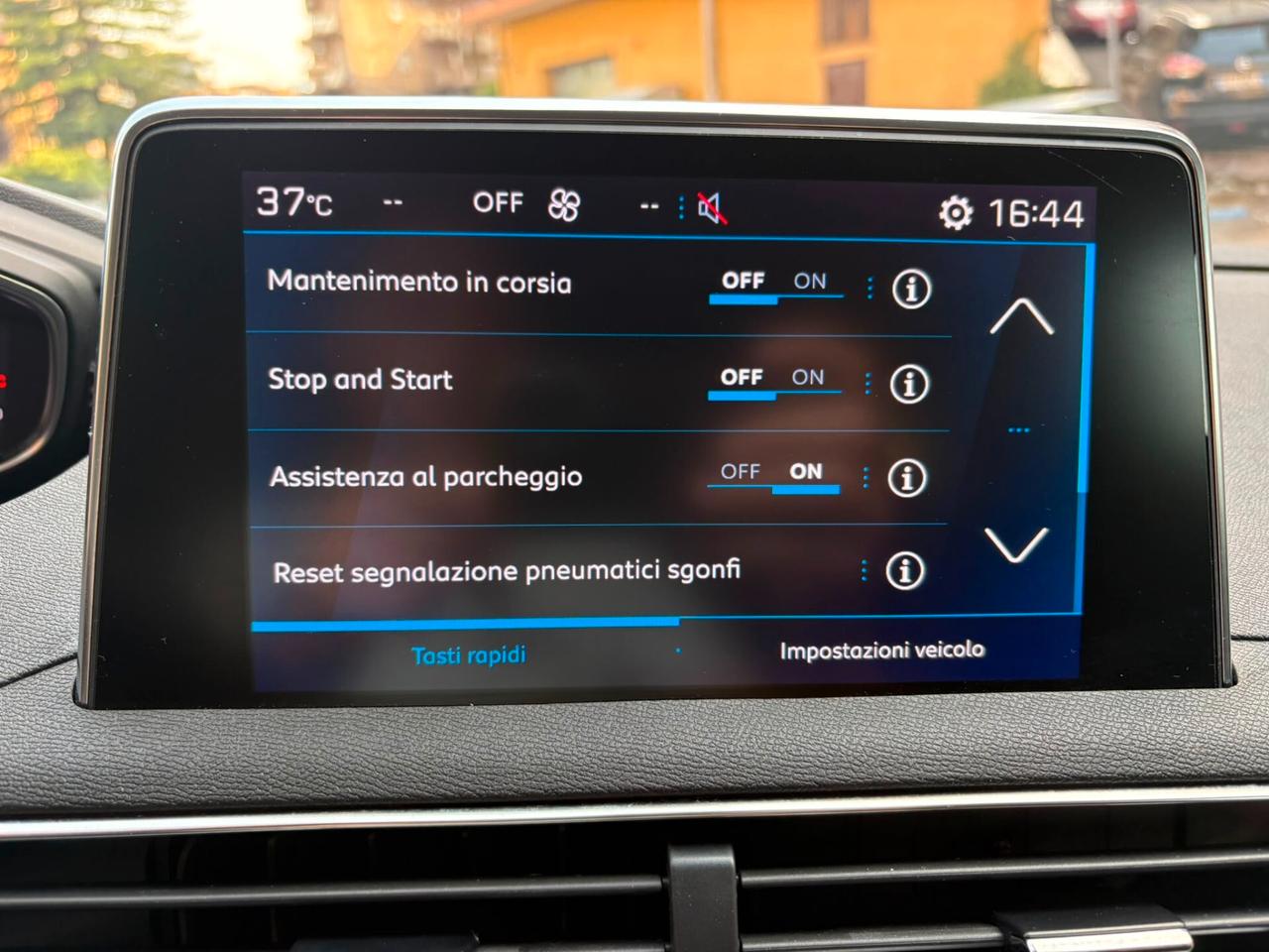 Peugeot 3008 BlueHDi 130 S&S Active Pack