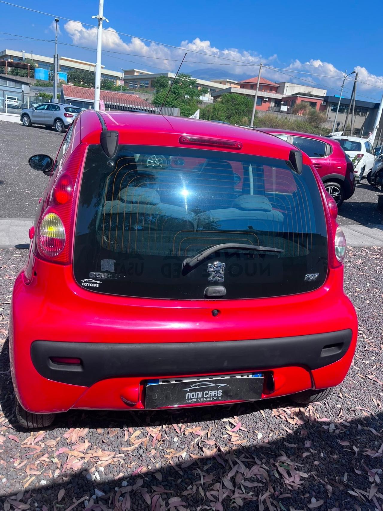 Peugeot 107 1.0 68CV 5p. Plaisir