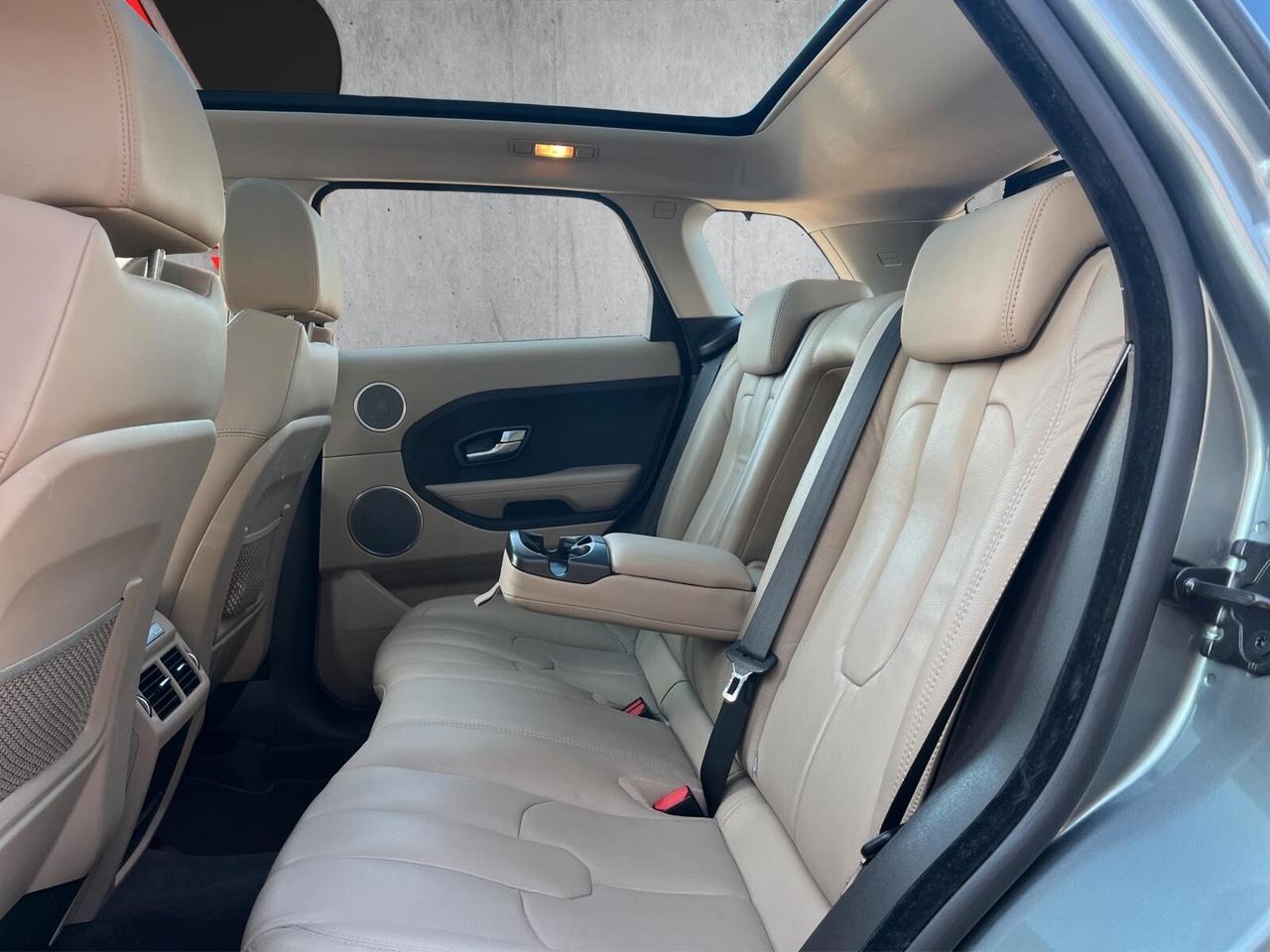 Land Rover Range Evoque 2.2 TD4 5p. British Edition Dynamic