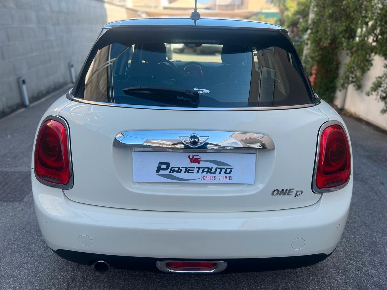 Mini One D 1.5 d 95CV 5PT Business OK NEOPAT. LED/TEL. PERF.