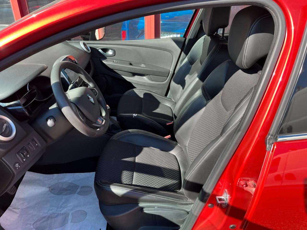 Renault Clio TCe 12V 90 CV GPL 5 porte Duel