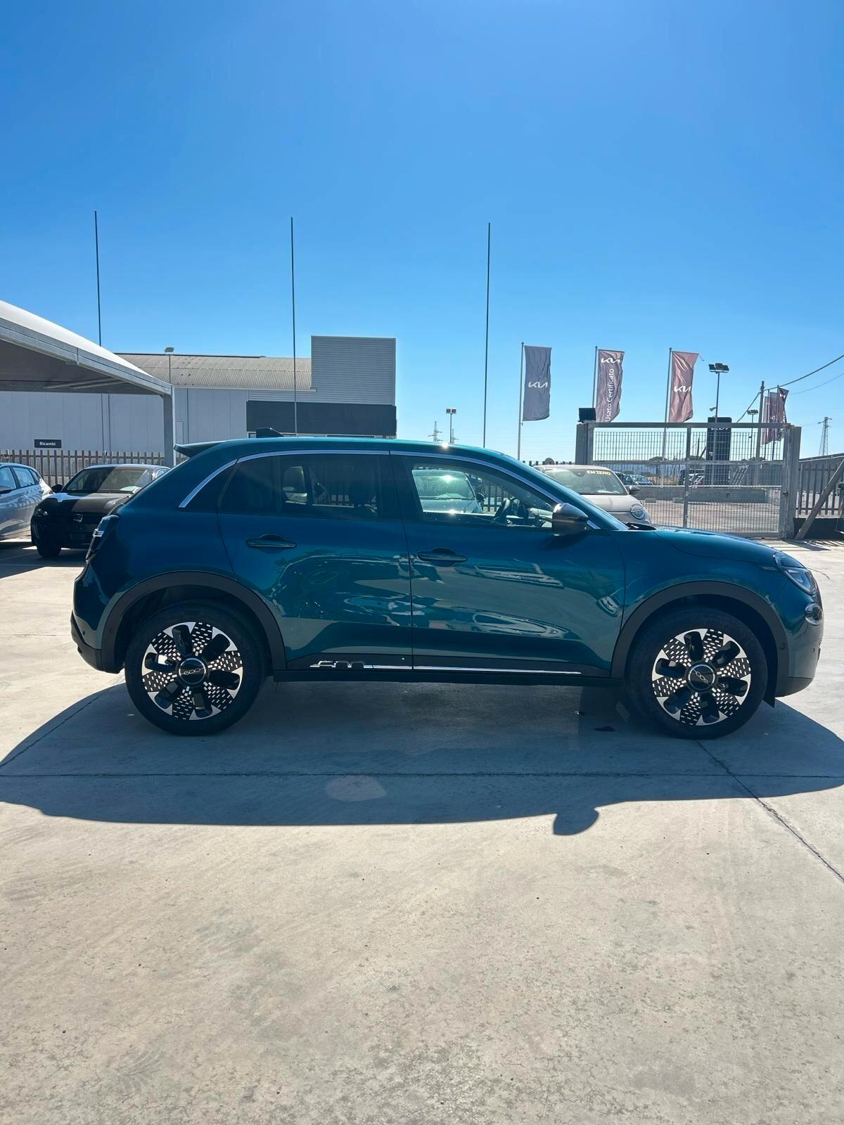 Fiat 600 Hybrid 110 CV DCT MHEV La Prima