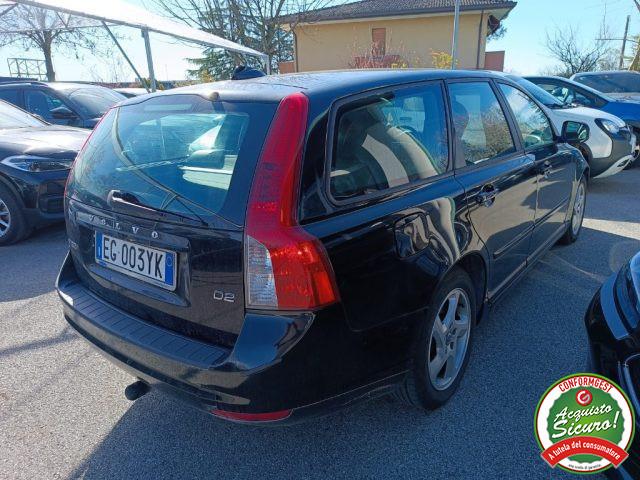 VOLVO V50 D2 POLAR PLUS