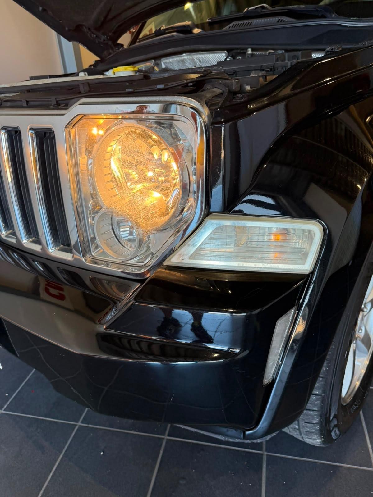 Jeep Cherokee 2.8 -4x4 -AUTOMATICA