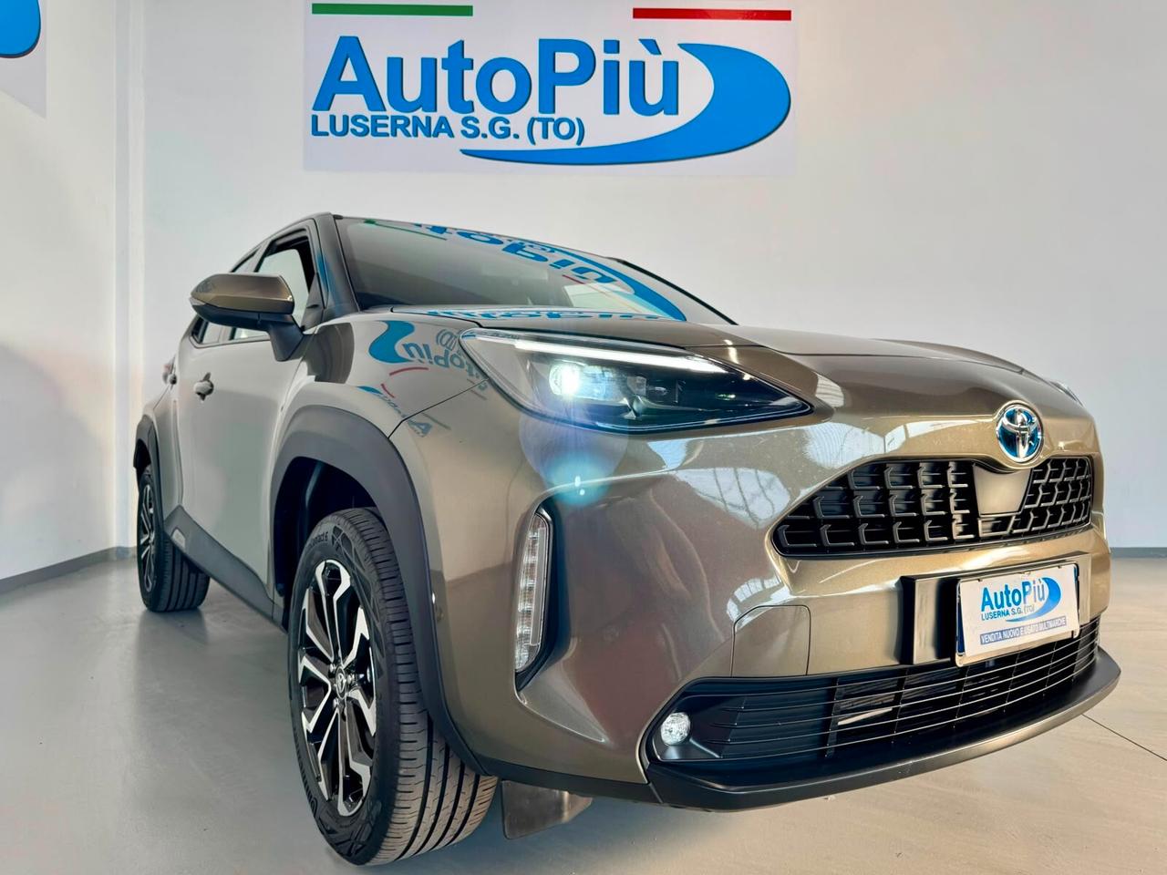 Toyota Yaris Cross 1.5 Hybrid 5p. E-CVT AWD-i Trend