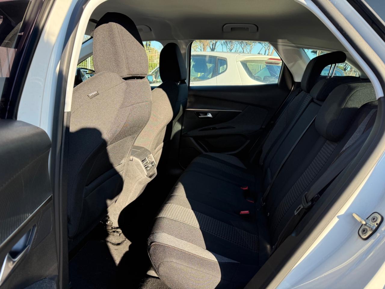 Peugeot 3008 BlueHDi 130 S&S Business Solo 55000Km