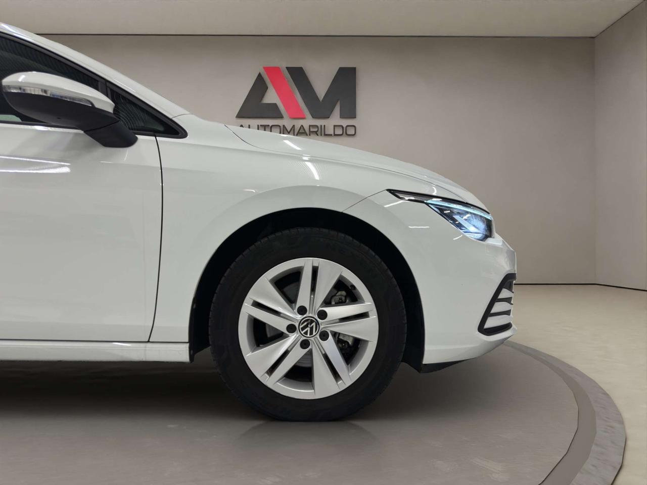 Volkswagen Golf Golf VIII 2020 2.0 tdi Life 115cv dsg 102346KM