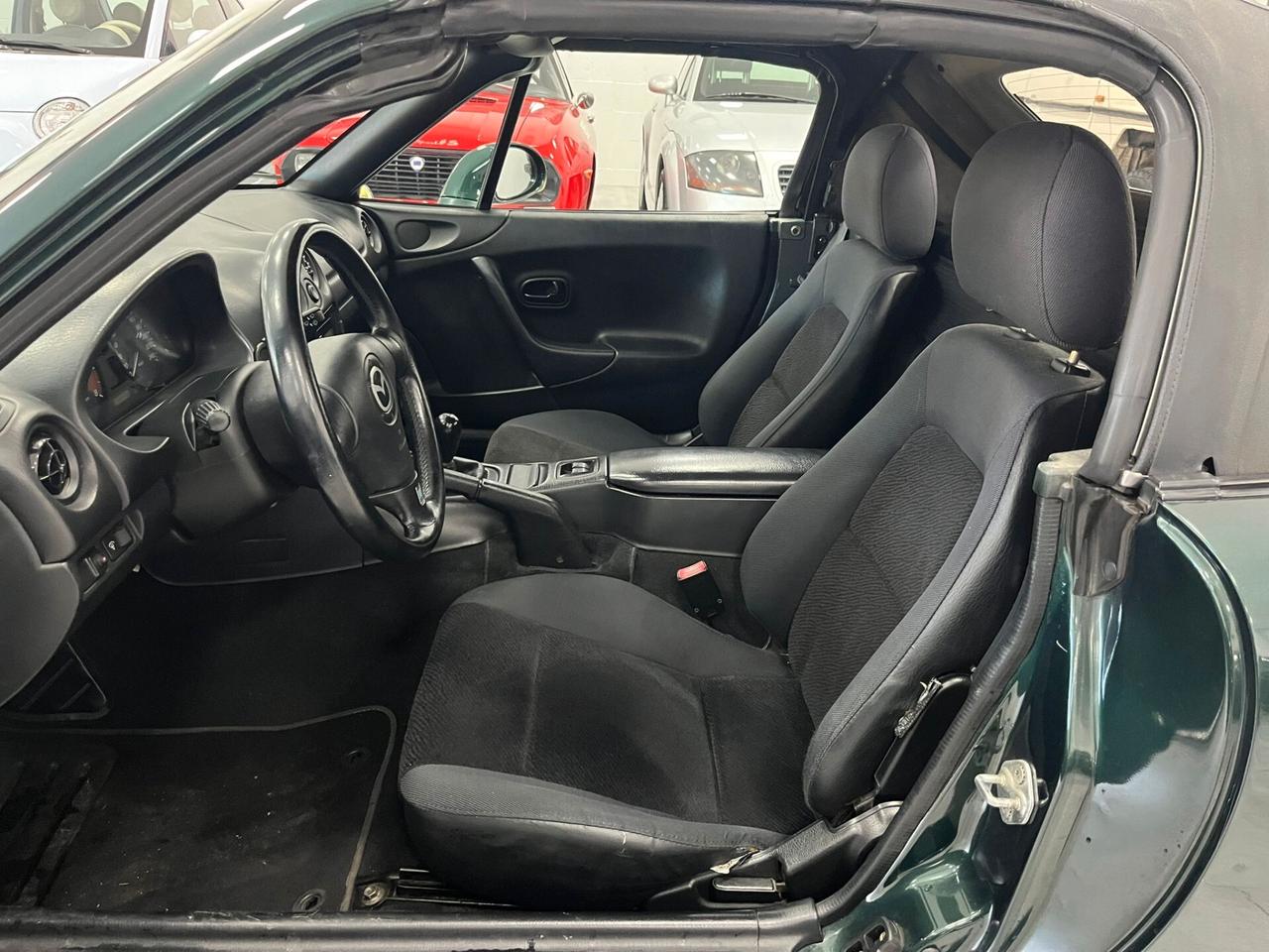 Mazda MX-5 1.6i 16v