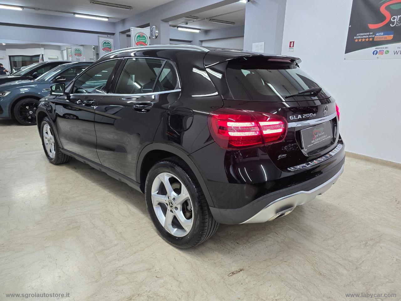 MERCEDES-BENZ GLA 200 d Automatic Sport