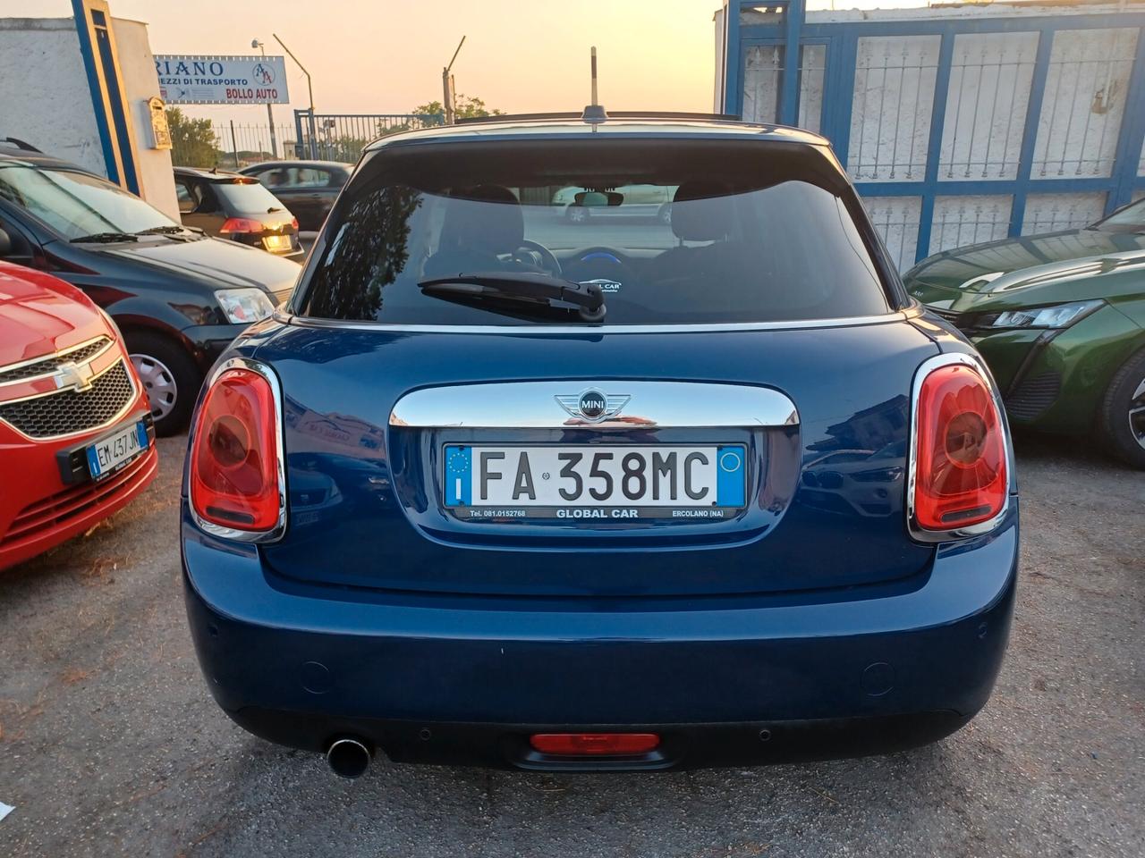 Mini 1.2 Benzina 5 porte Tetto PDC 2015