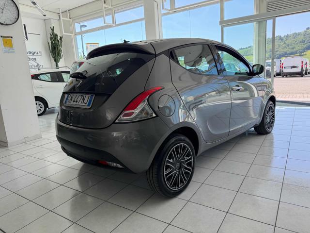 LANCIA Ypsilon 1.0 FireFly 5 porte S&S Hybrid Gold