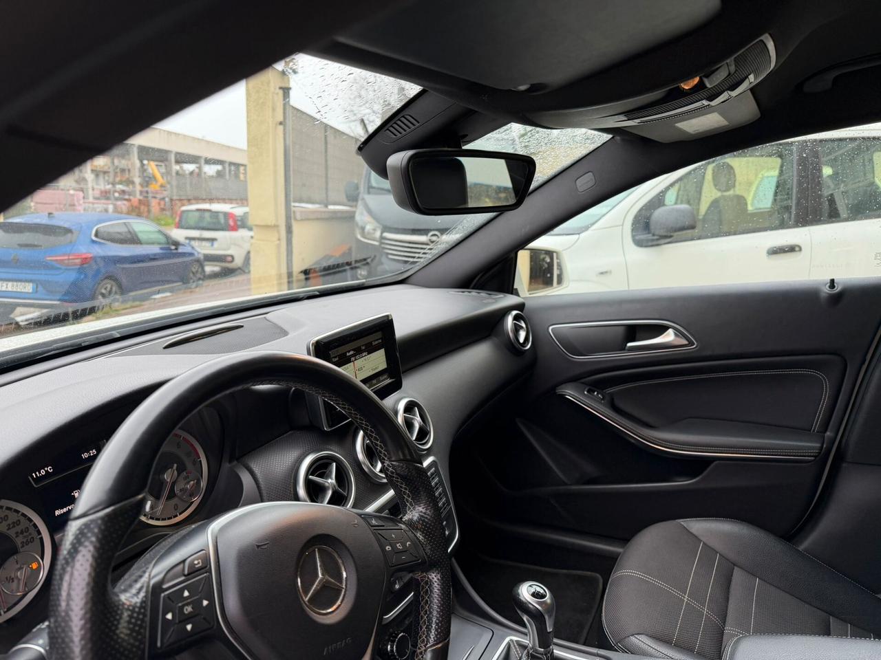 Mercedes Classe A 180 DIESEL DARK NIGHT EDITION