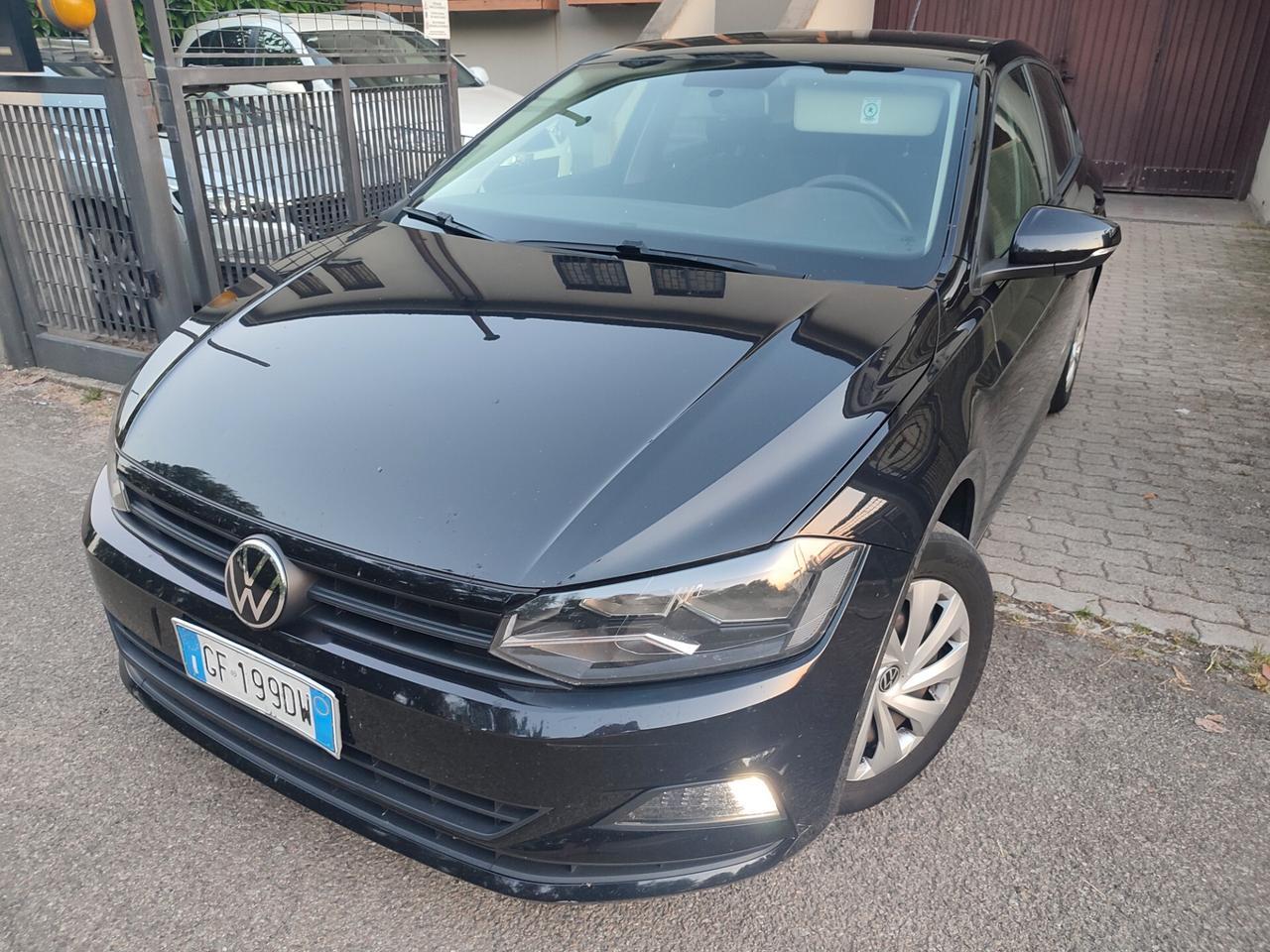 VOLKSWAGEN POLO DEL 2021 TGI A METANO DI CASA