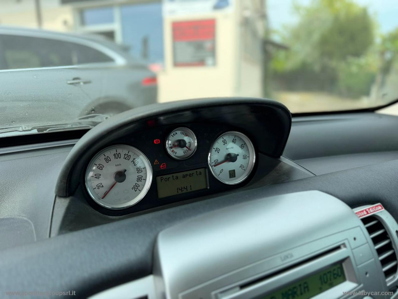 LANCIA Ypsilon 1.4 16V Platino AUTOMATICA