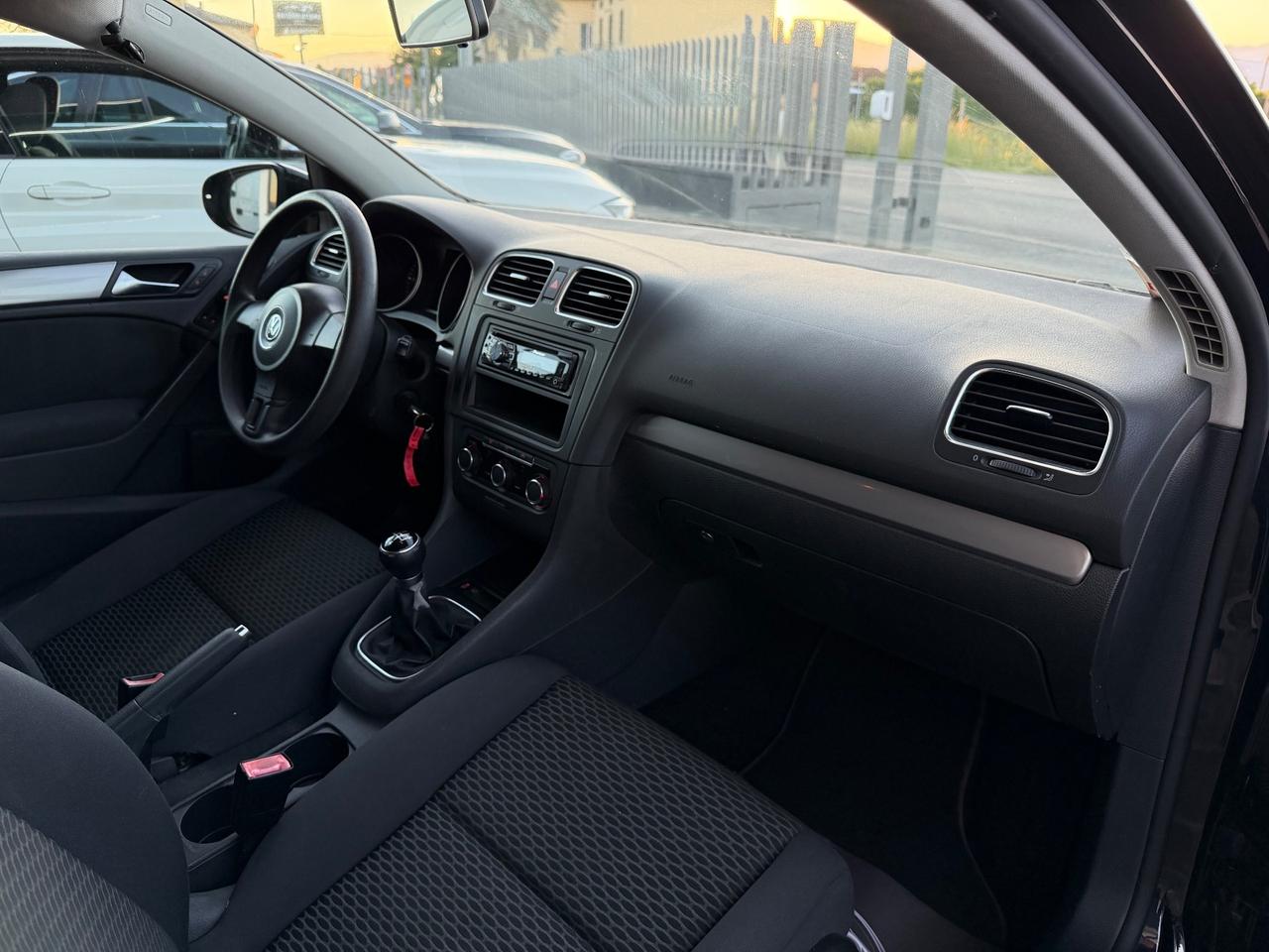 Volkswagen Golf 6 1.6 TDI DPF 5p. Sport Edition okneopatentati