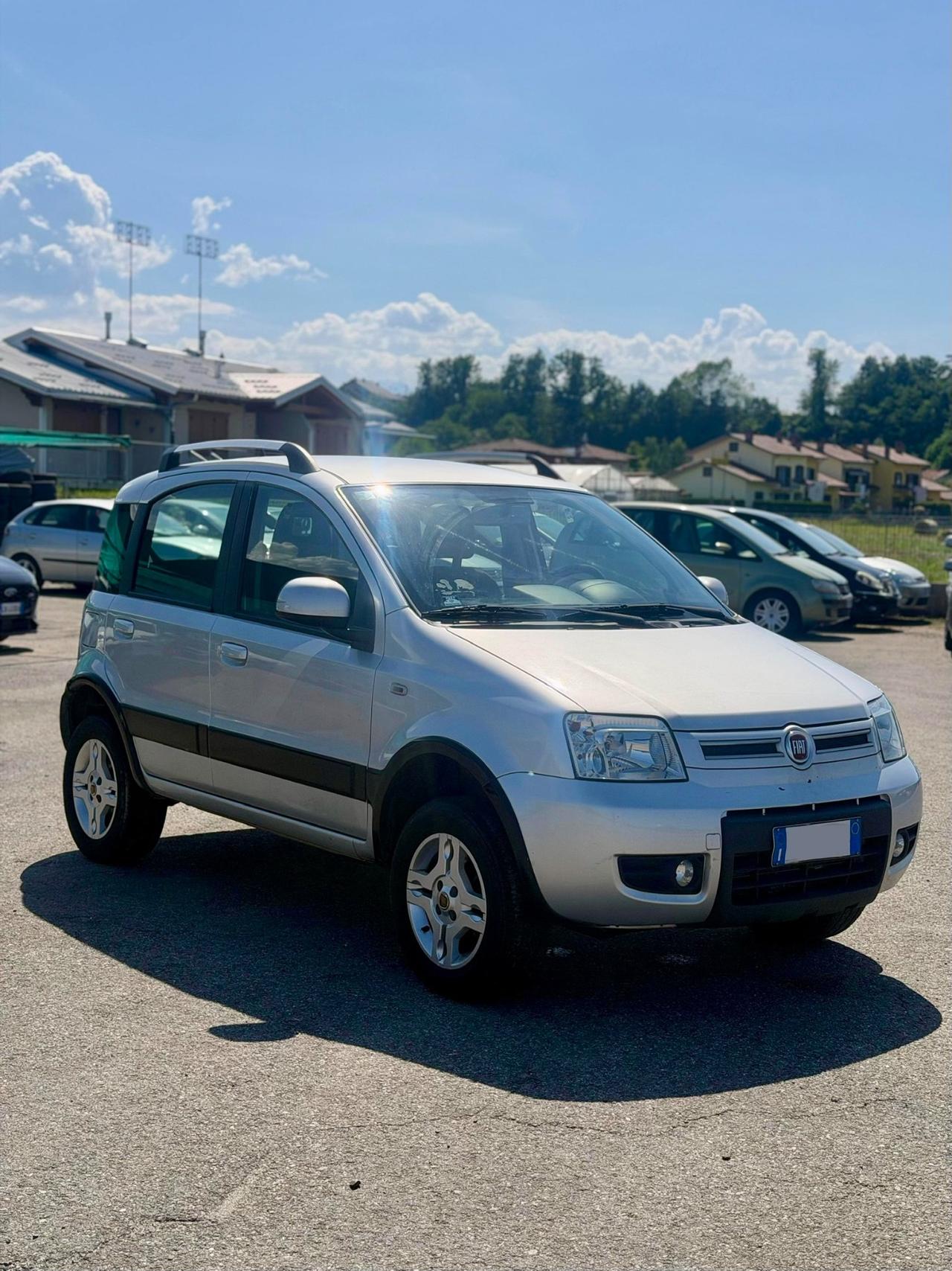 Fiat Panda 1.3 MJT 16V DPF 4x4 Climbing
