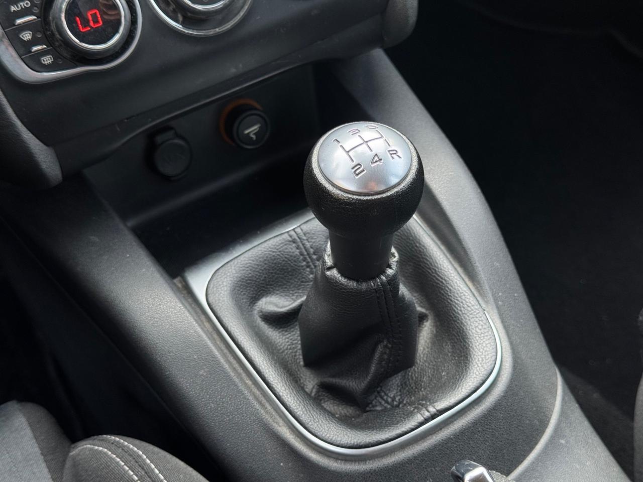 Citroen C4 1.4 VTi 95 Seduction Neopatentati
