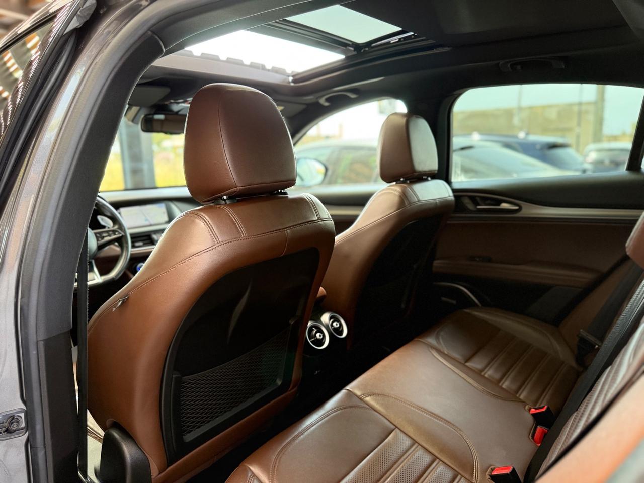 Alfa Romeo Stelvio 2.2 Turbodiesel 210 CV AT8 Q4 Veloce