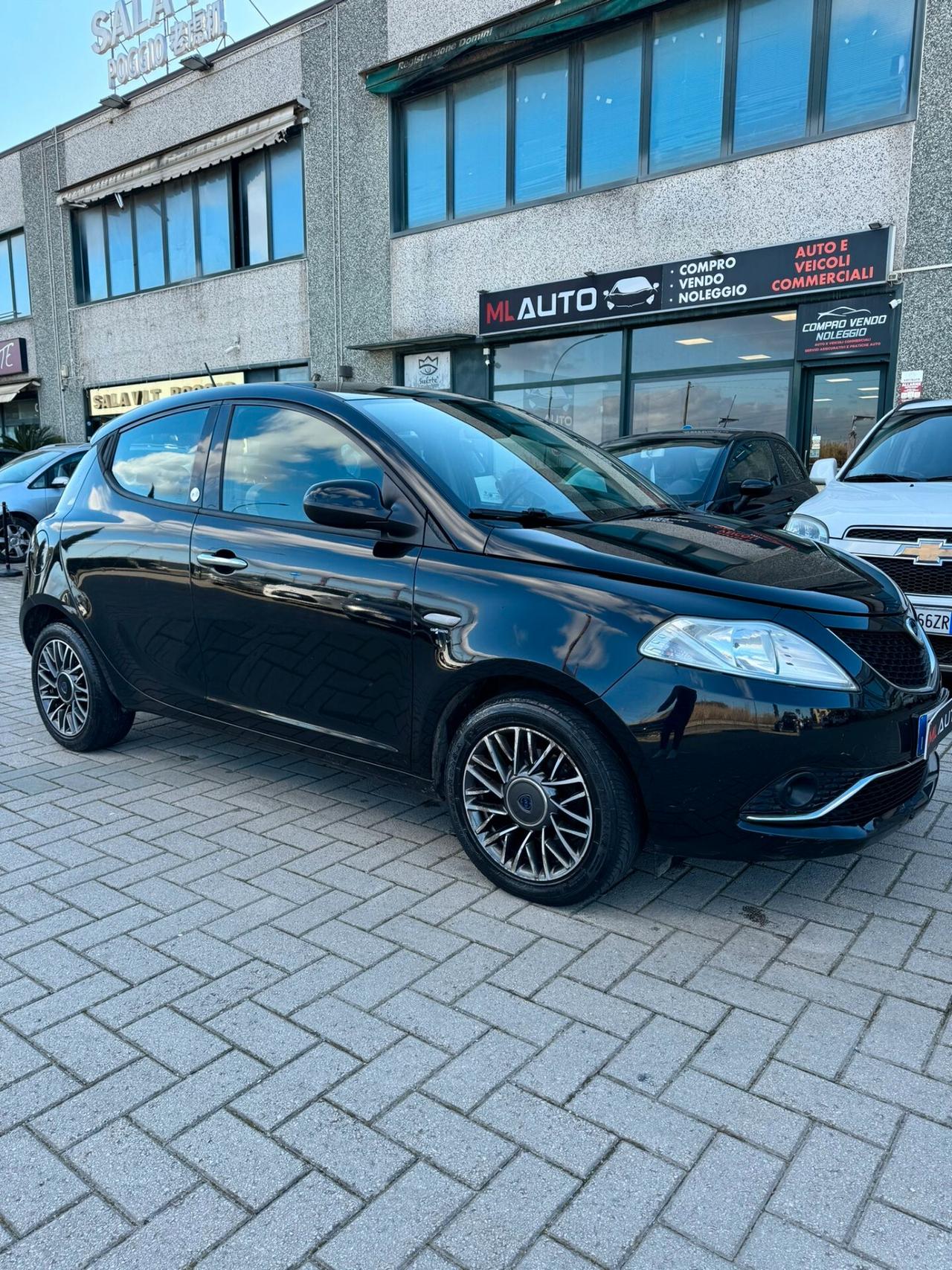 Lancia Ypsilon 1.2 69 CV 5 porte GPL Ecochic Gold - OK NEOPATENTATO