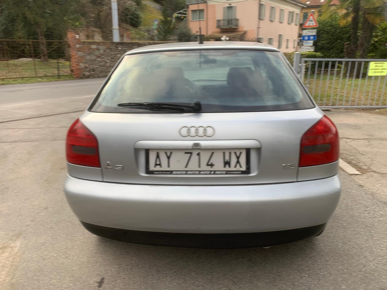 Audi A3 1.8 20V cat 3p. Ambiente