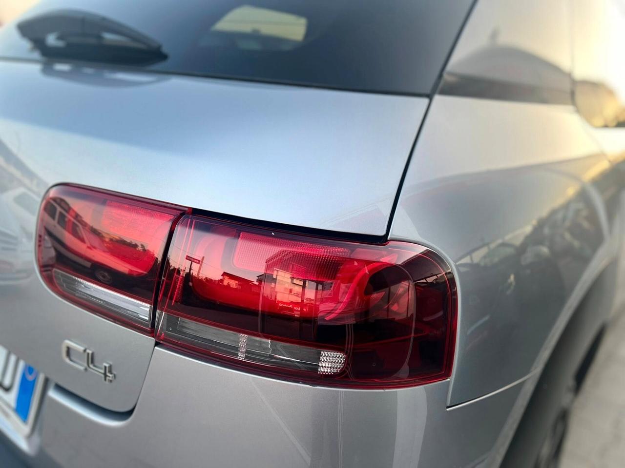 Citroen C4 Cactus BlueHDi 100 S&S Shine