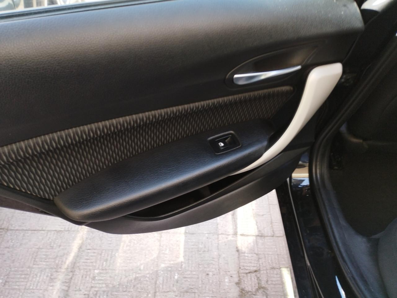 Bmw 116d 5p. Sport