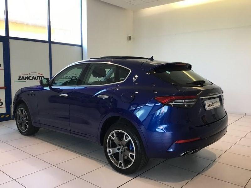 Maserati Levante 330 CV MHEV GT