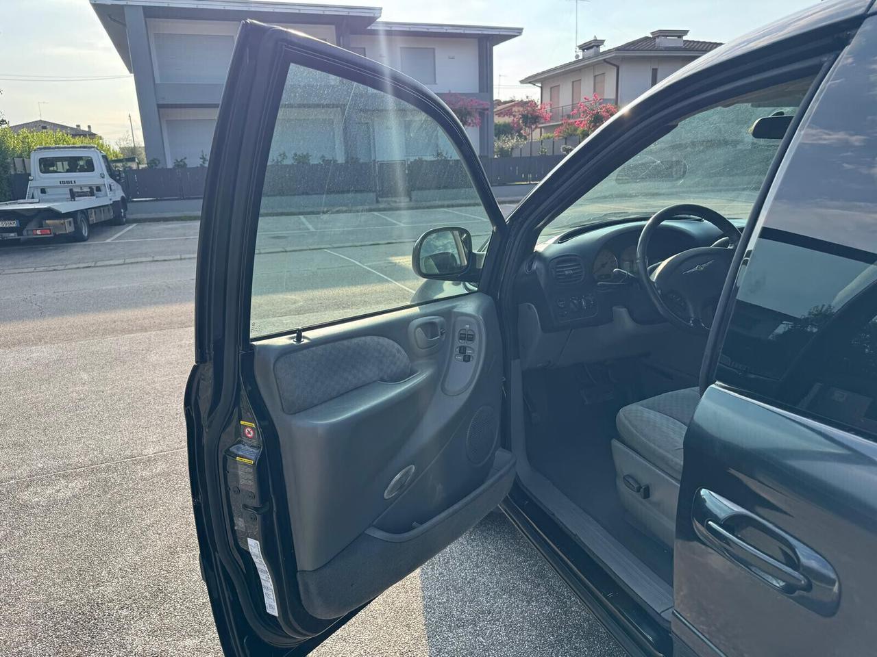 Chrysler Voyager 2.8 CRD cat LX Leather Auto