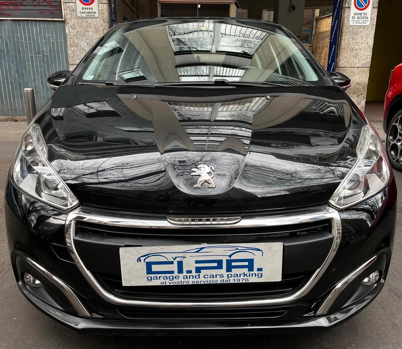 Peugeot 208 PureTech 82 5 porte Allure