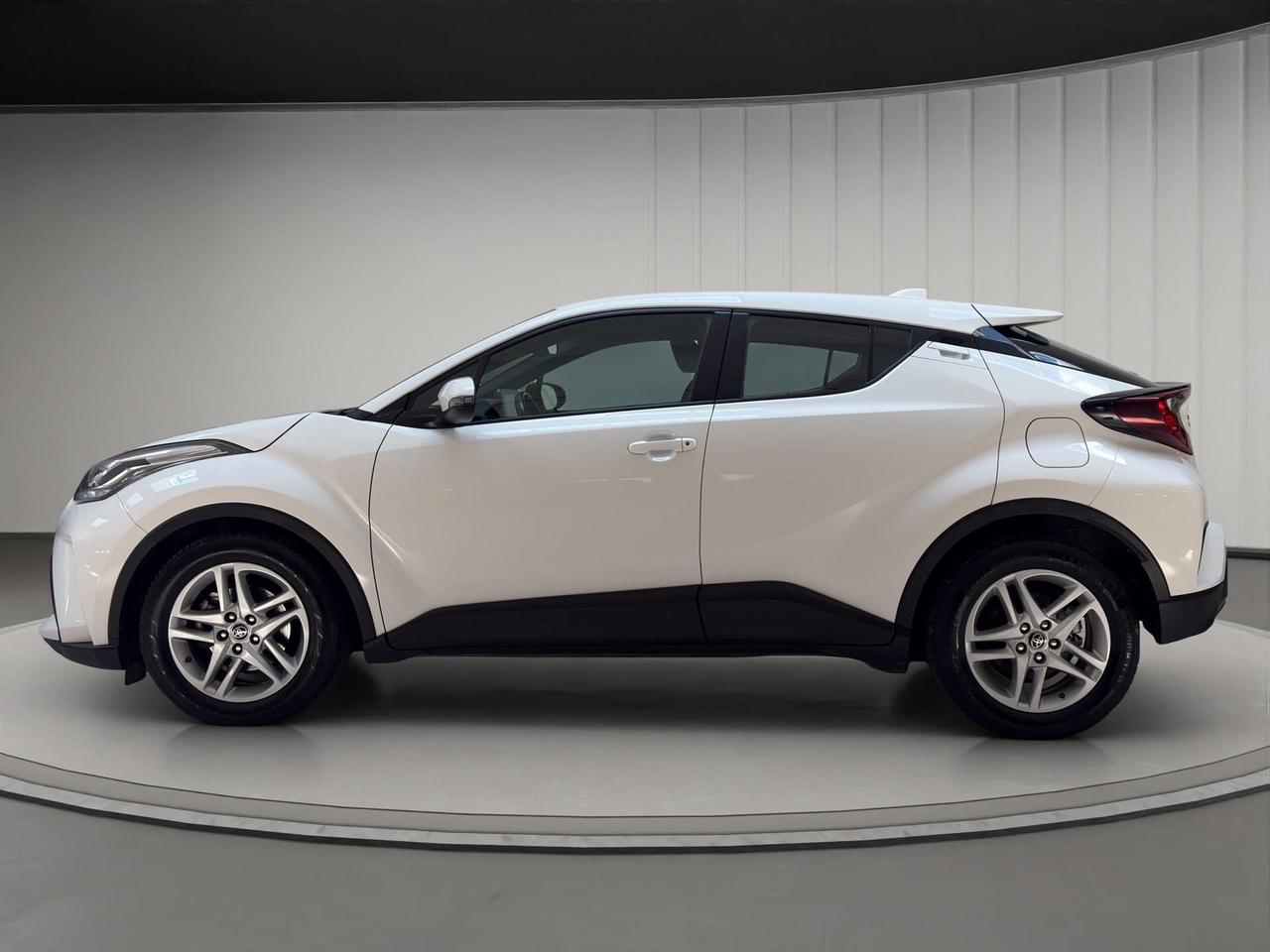 Toyota C-HR 1.8h Active e-cvt