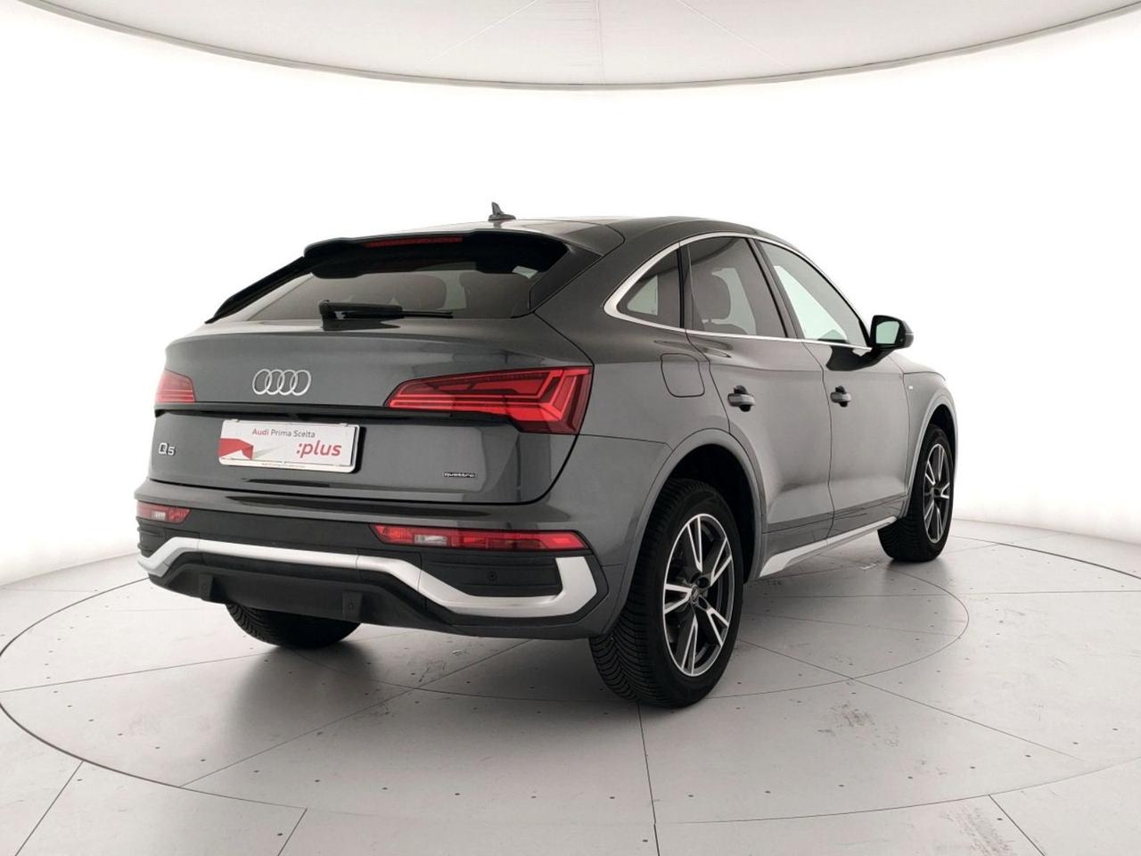 Audi Q5 sportback 40 2.0 tdi mhev 12v s line quattro s-tronic