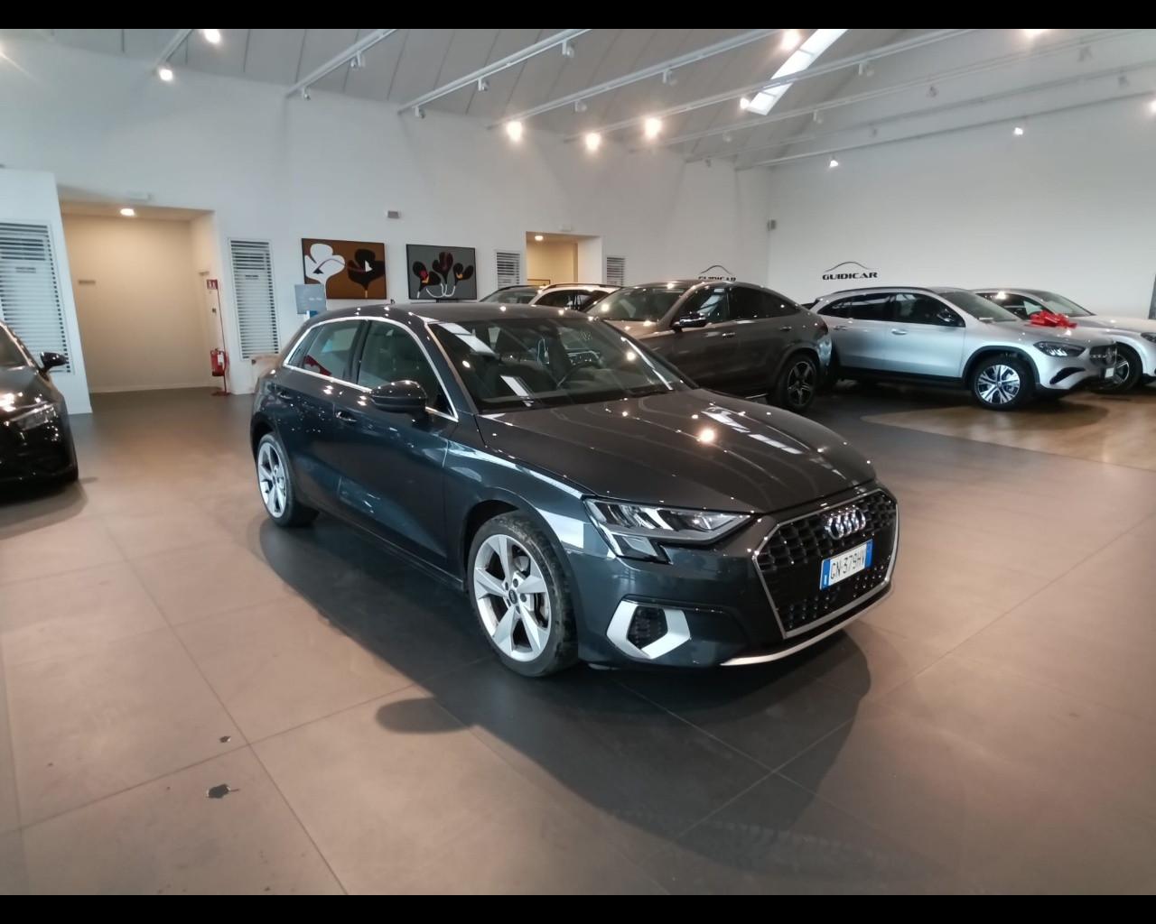 AUDI A3 IV 2020 Sportback - A3 Sportback 30 1.5 g-tron Business A