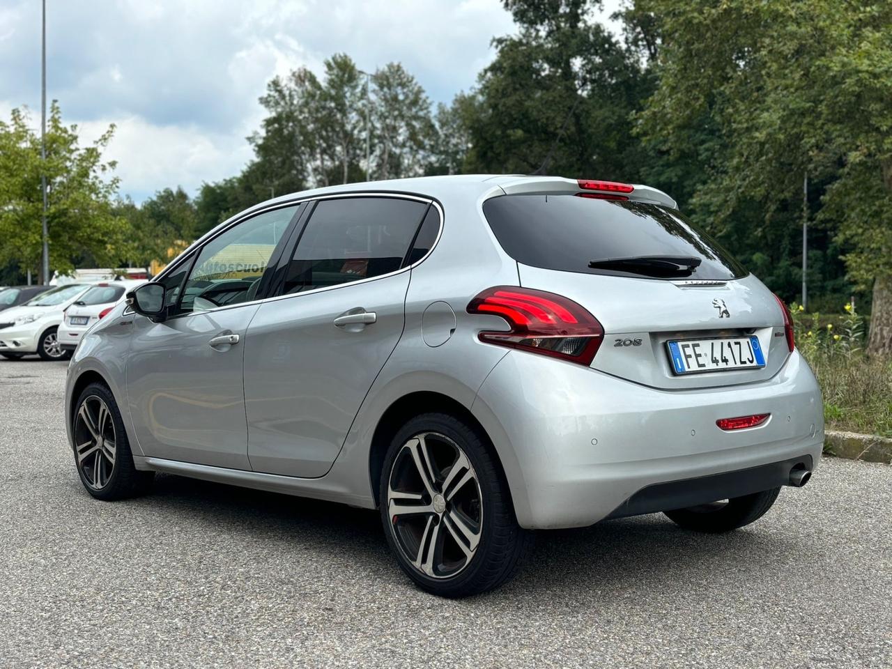 Peugeot 208 PureTech Turbo 110 EAT6 S&S 5 porte GT Line