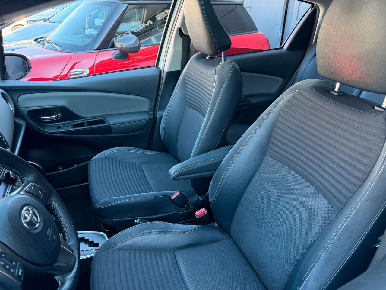 Toyota Yaris 1.5 Hybrid 5p - Full opt - Automatica - Tutto incluso