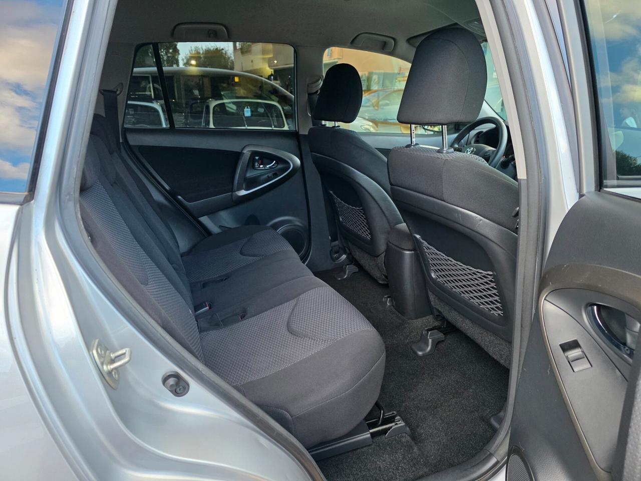 Toyota RAV4 Crossover 2.2 D-4D 150 CV Lounge 2wd