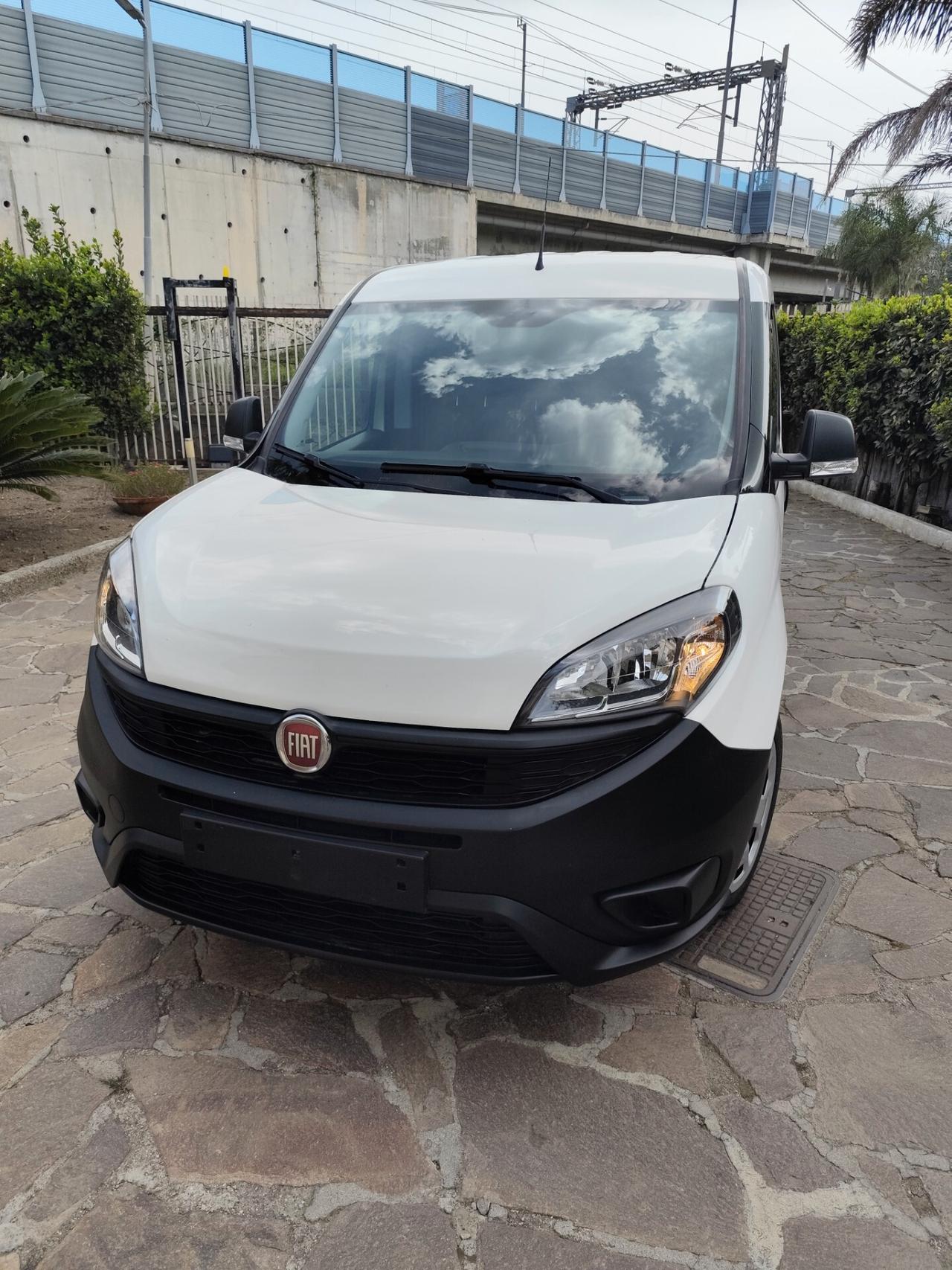 Fiat Doblo Doblò 1.4 Natural Power PL-TN Cargo Maxi Lounge