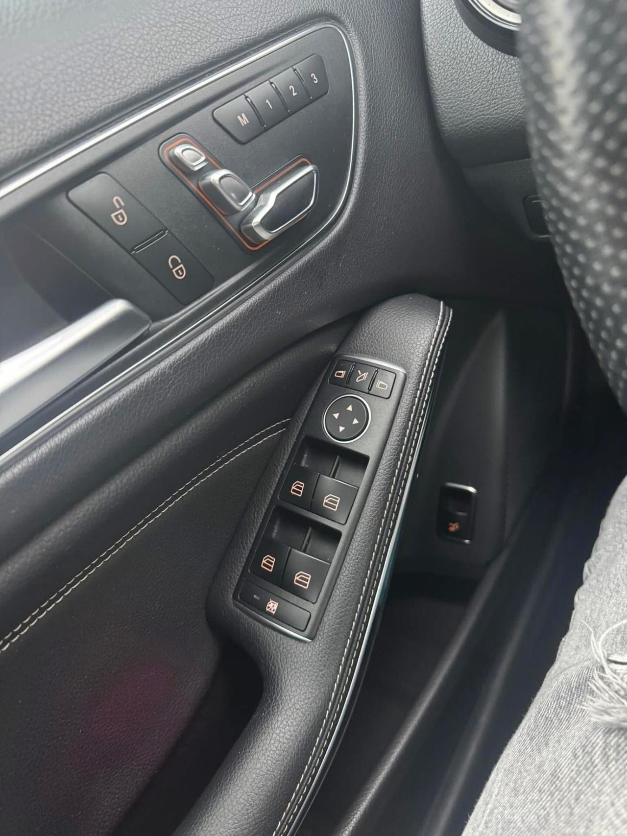 Mercedes-benz GLA 200 d Automatic Premium NIGHT EDITION